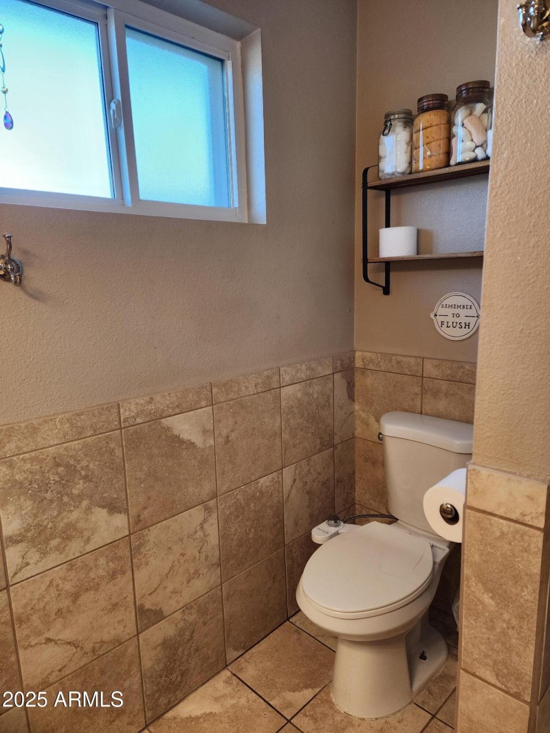 Main Bathroom 3