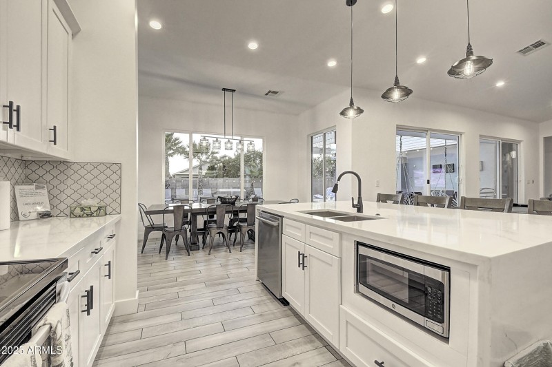 4095 E Nisbet Rd (13)