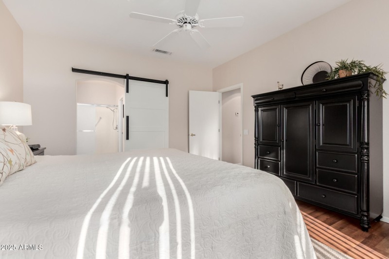 21 - Primary Bedroom w/Ensuite