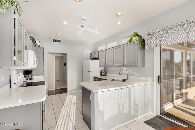 14 - Kitchen opens to Patio