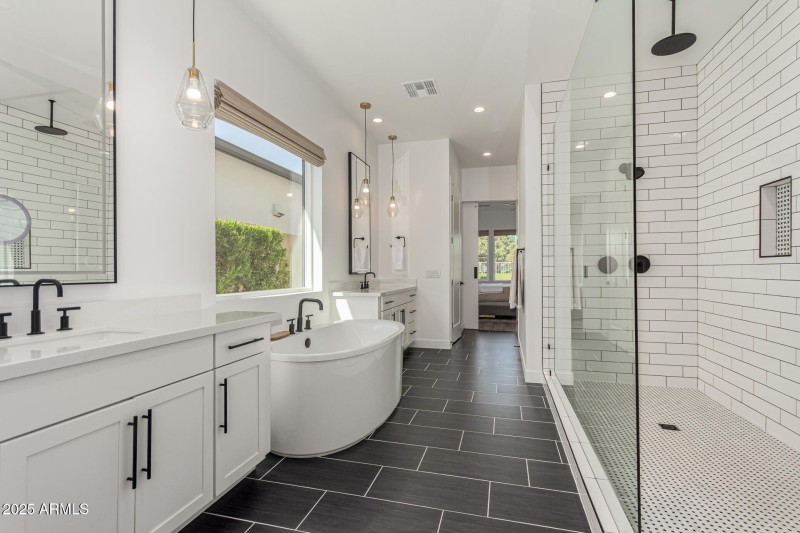 32 - Montpelier 17546