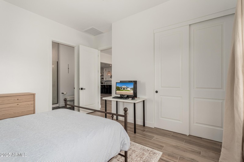 34 - Montpelier 17546