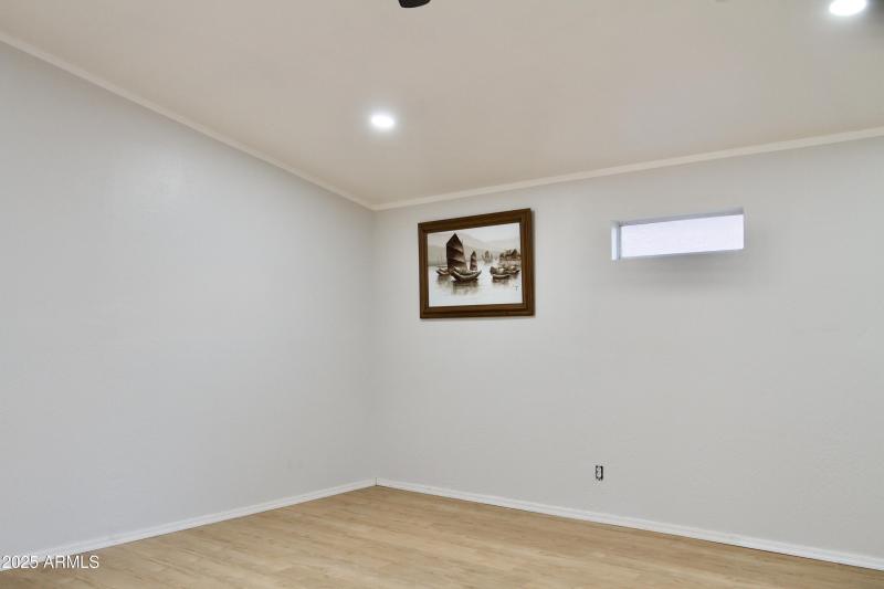 F204547F-9C5B-4B6A-981A-B98E8C393964_1_2