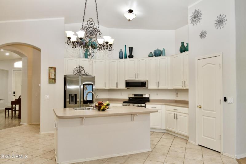 254613F4-472D-4F92-8123-BE027CA22F5A_1_2