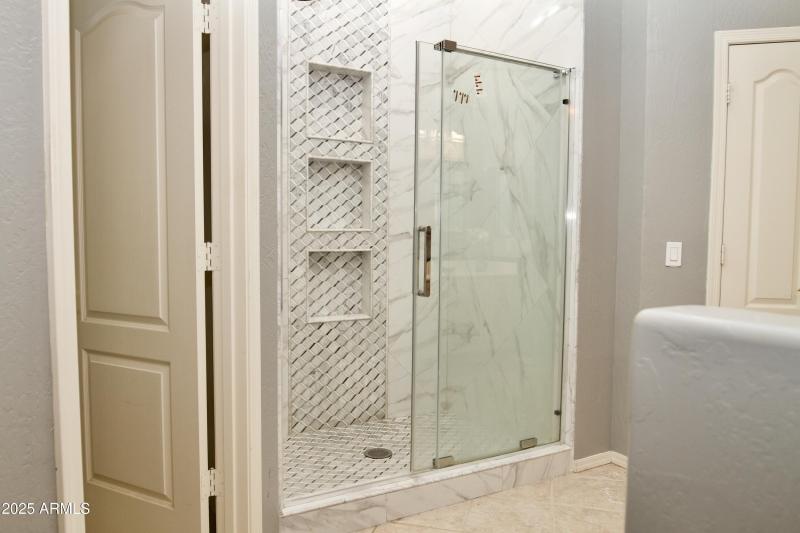 832A62C4-7FC4-41B4-A6BE-862896939568_1_2