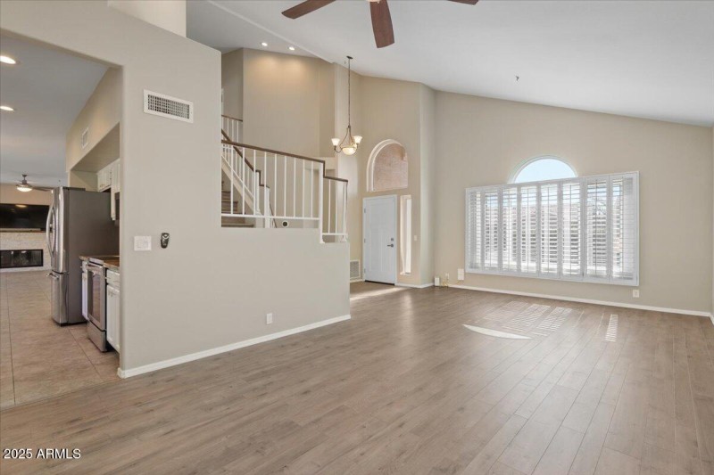 11-Formal Dining and Living