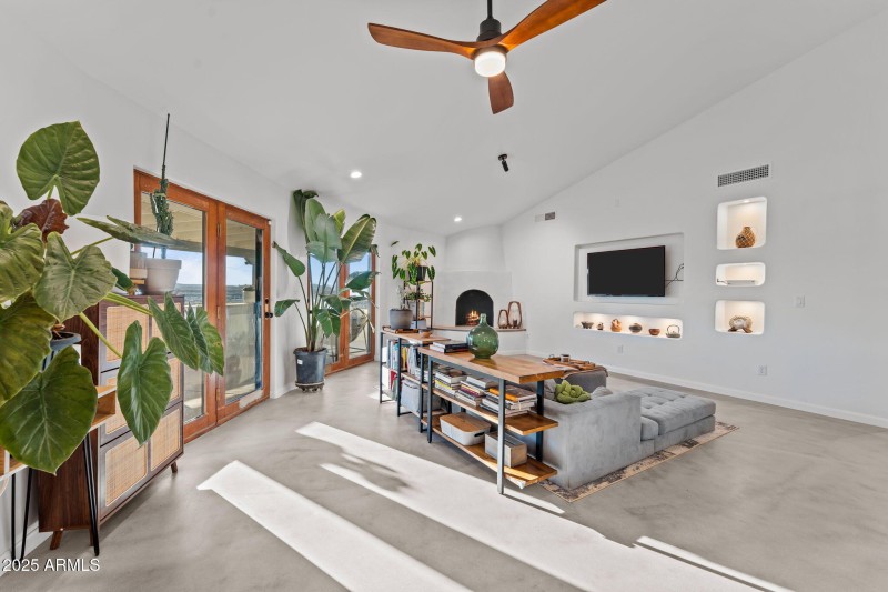 32-web-or-mls-DSC00663