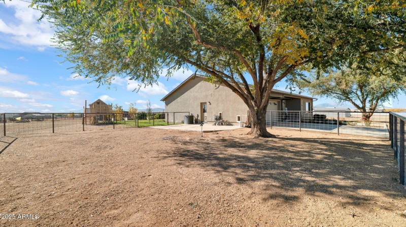 28-web-or-mls-P1288143