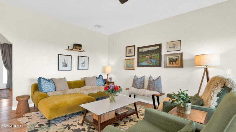 52-web-or-mls-P1288096