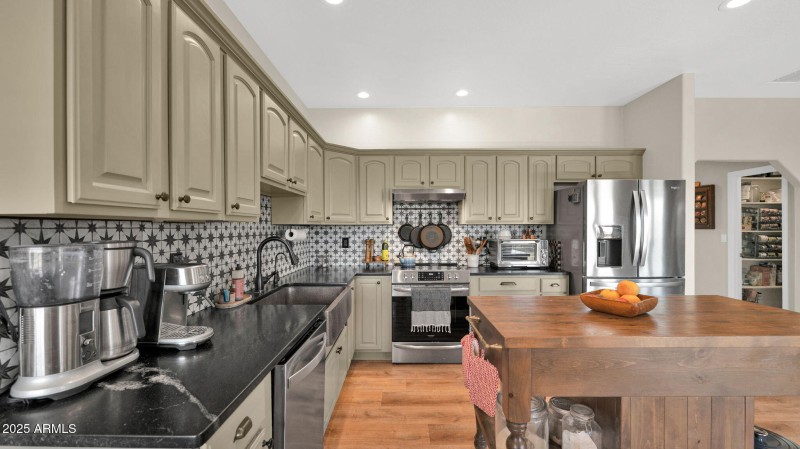 57-web-or-mls-P1288061