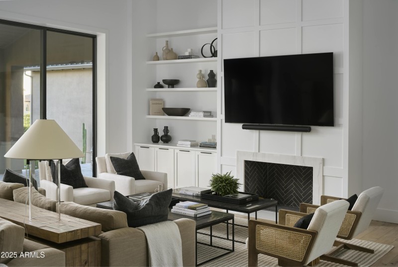 livingroomdetail-min