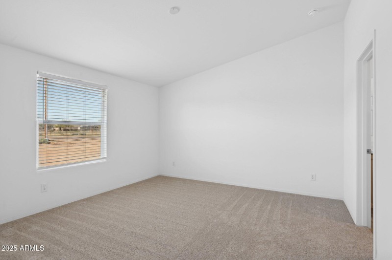 18-web-or-mls-663-n-ralston-rd