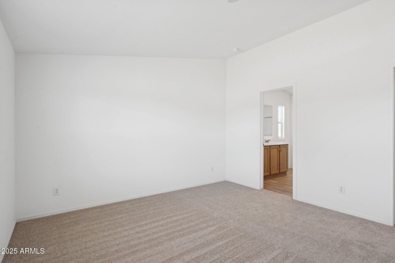 20-web-or-mls-663-n-ralston-rd