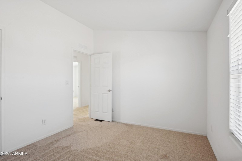 23-web-or-mls-663-n-ralston-rd