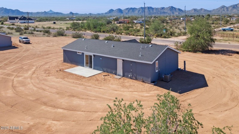 48-web-or-mls-663-n-ralston-rd