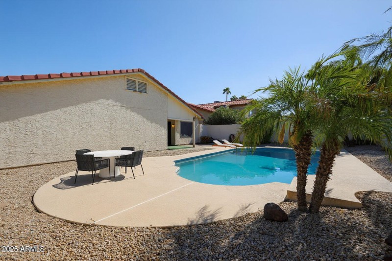 virtual stage pool deck north