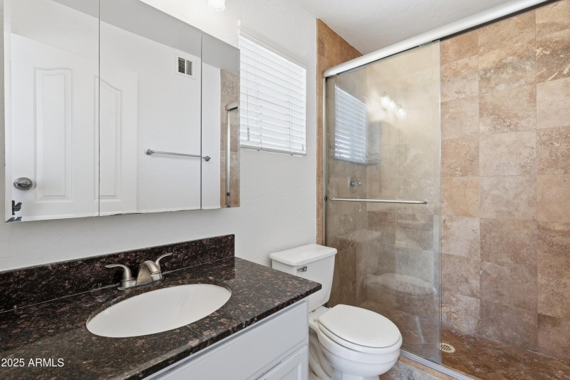 MASTER BATH WITH WALK IN SHOWER!!