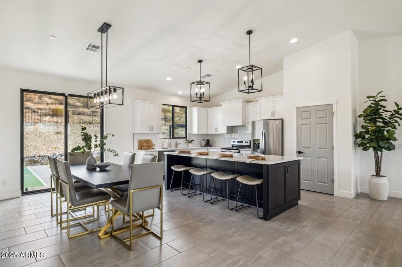 20250916025124595641000000-o