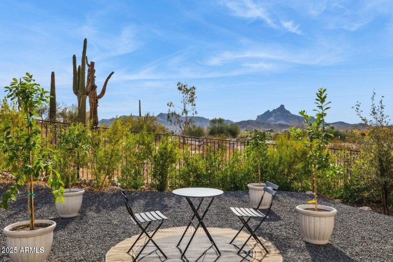 20250916025125804297000000-o