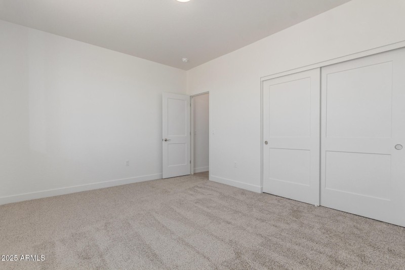 27 Sandstone Mountain