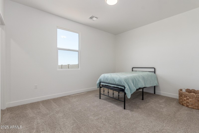 29 Sandstone Mountain