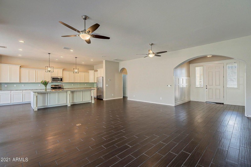 20210317185749688183000000-o