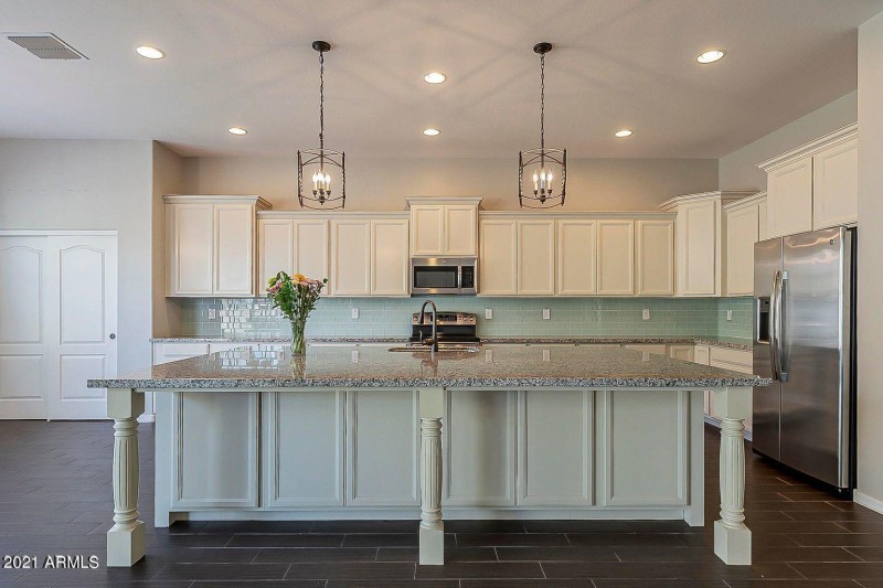 20210317185746103292000000-o