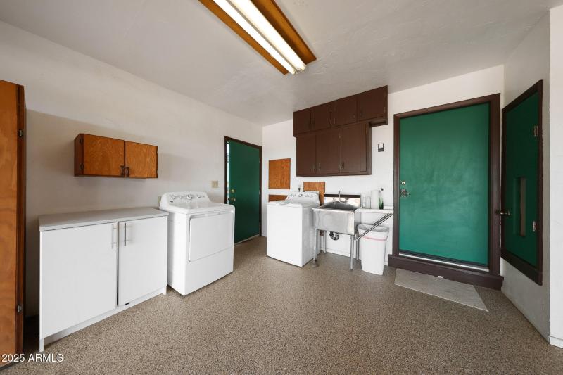 Garage Laundry