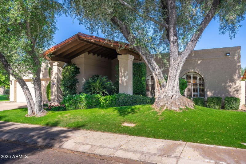 7486 E Mercer Ln - 02