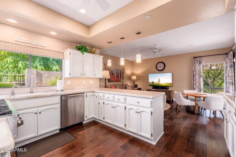 7486 E Mercer Ln - 17