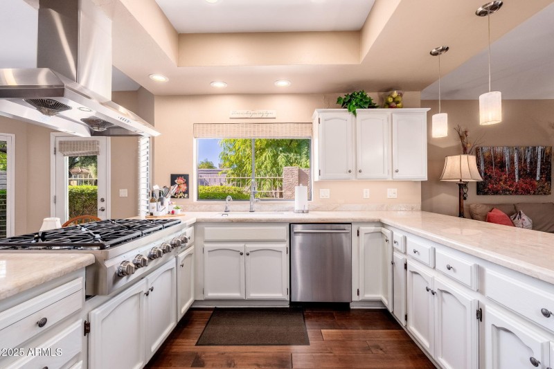 7486 E Mercer Ln - 18