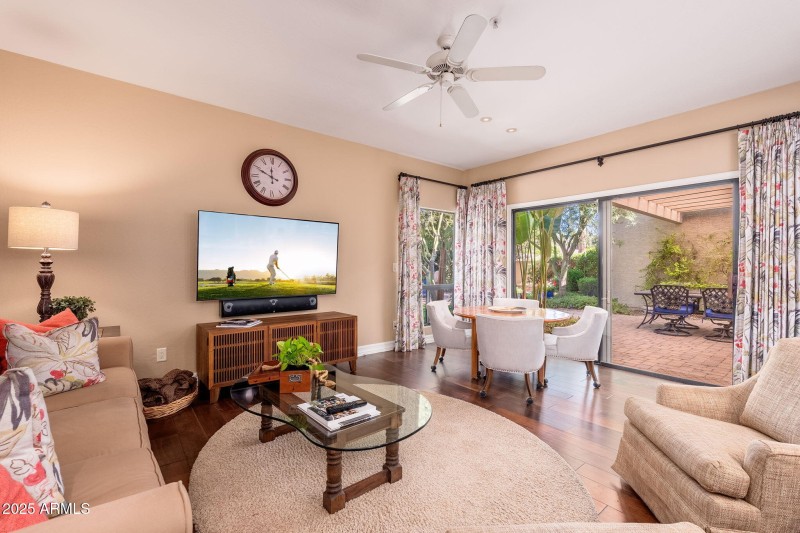 7486 E Mercer Ln - 25