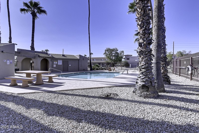 17014 E Calle Del Oro #A (24)