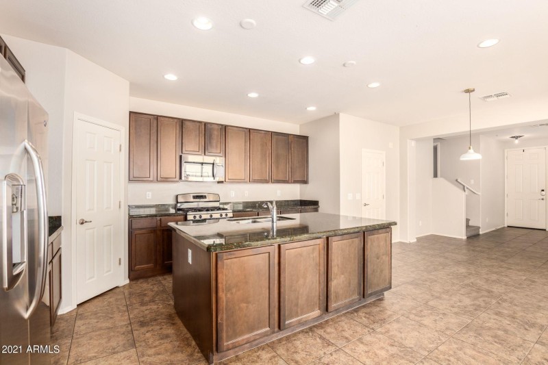 21051 W Wycliff Kitchen IV