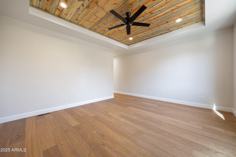 2268RoundaboutCir-HeberOvergaardAZ-18