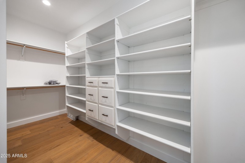 2268RoundaboutCir-HeberOvergaardAZ-22