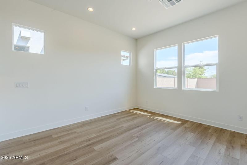 20-web-or-mls-Crawfordsville-20