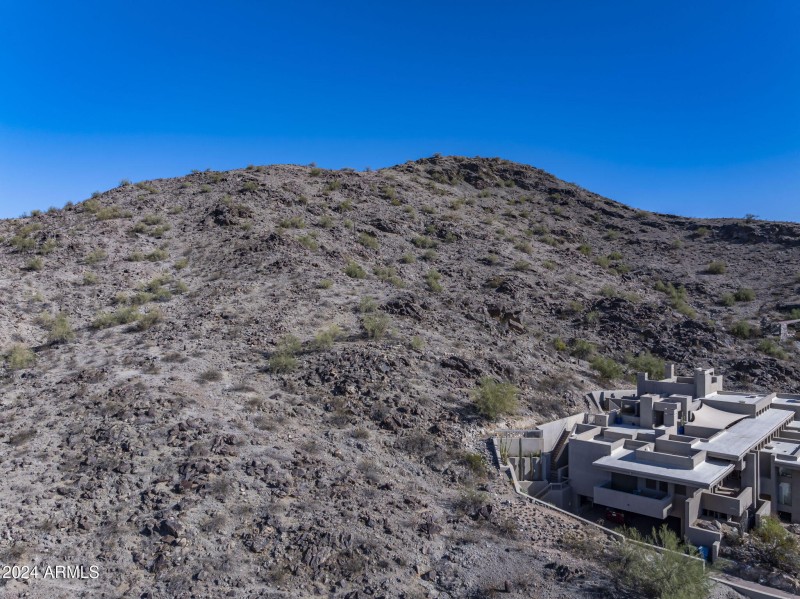 30-web-or-mls-DJI_20241020093251_0305_D