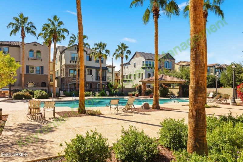 1-web-or-mls-4106 E Rolling Ridge Rd Que