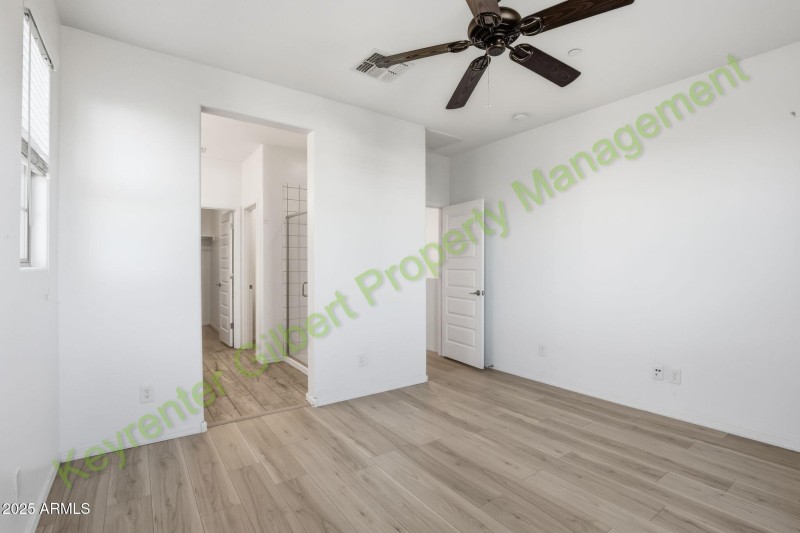 30-web-or-mls-4106 E Rolling Ridge Rd Qu