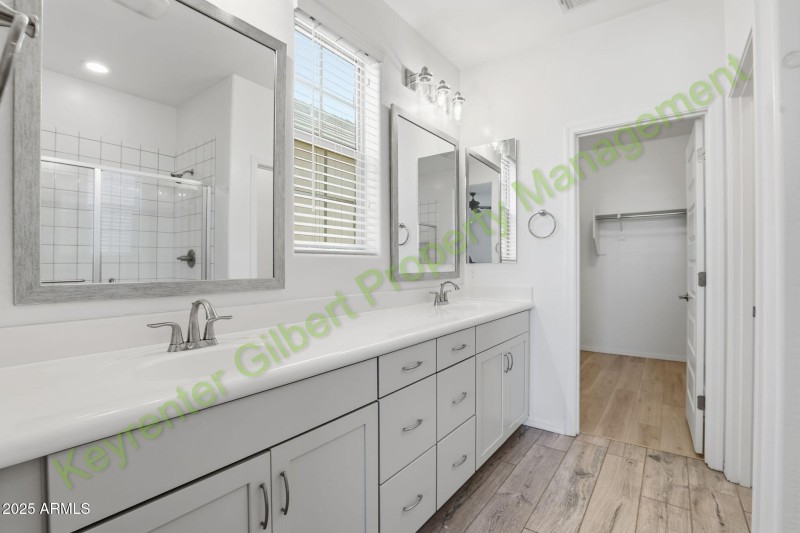 31-web-or-mls-4106 E Rolling Ridge Rd Qu