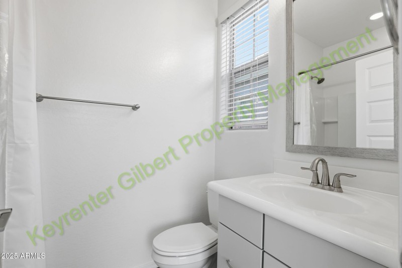 37-web-or-mls-4106 E Rolling Ridge Rd Qu