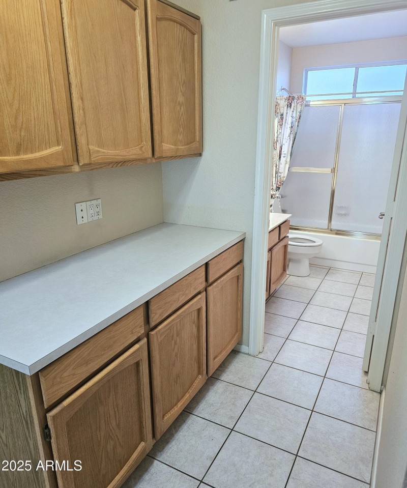 Extra storage in Hall