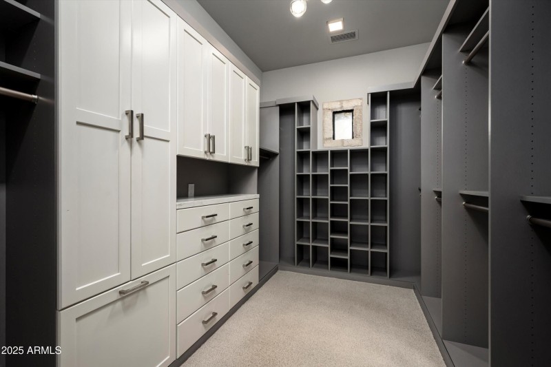 041_Primary Walkin Closet