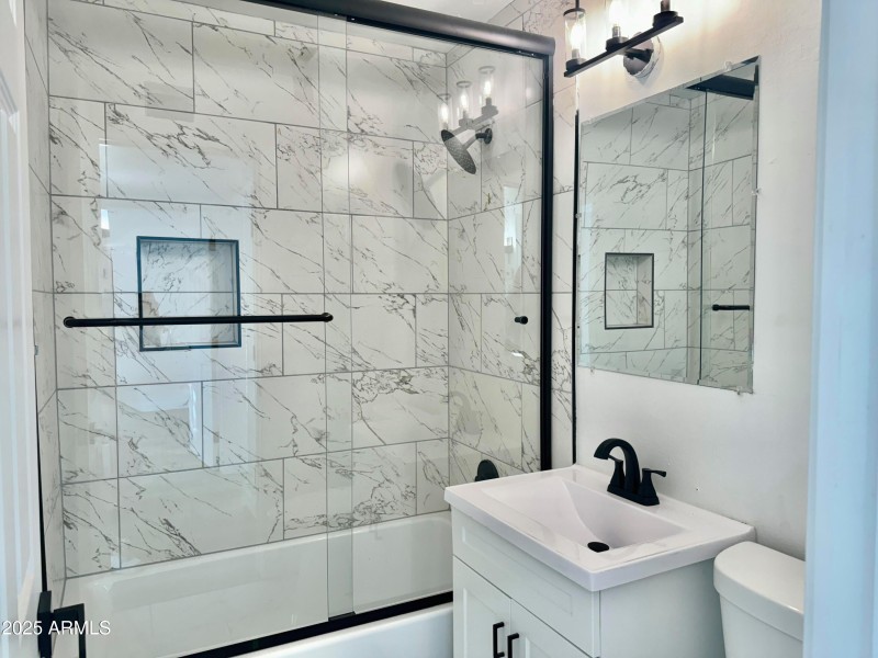 3244 E. Harvard 6_genErase