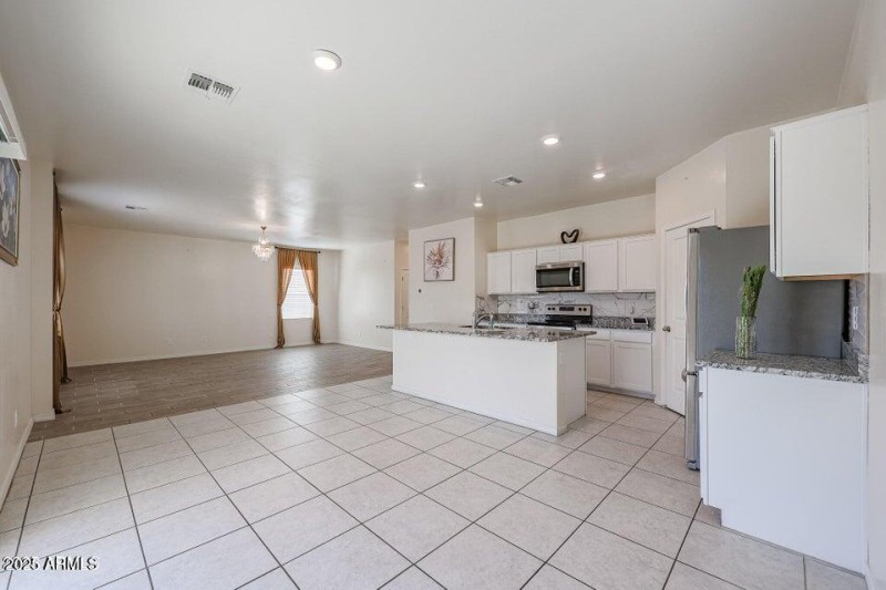 20250426200241470329000000-o