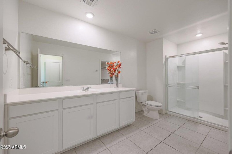 20250426200305024578000000-o