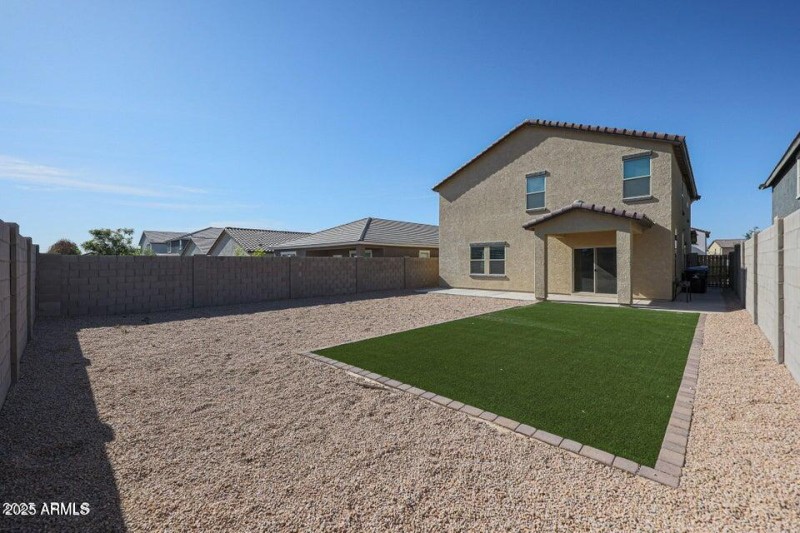 20250426200311405303000000-o