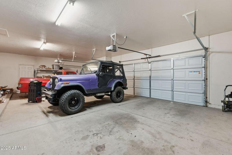 3 Car Garage