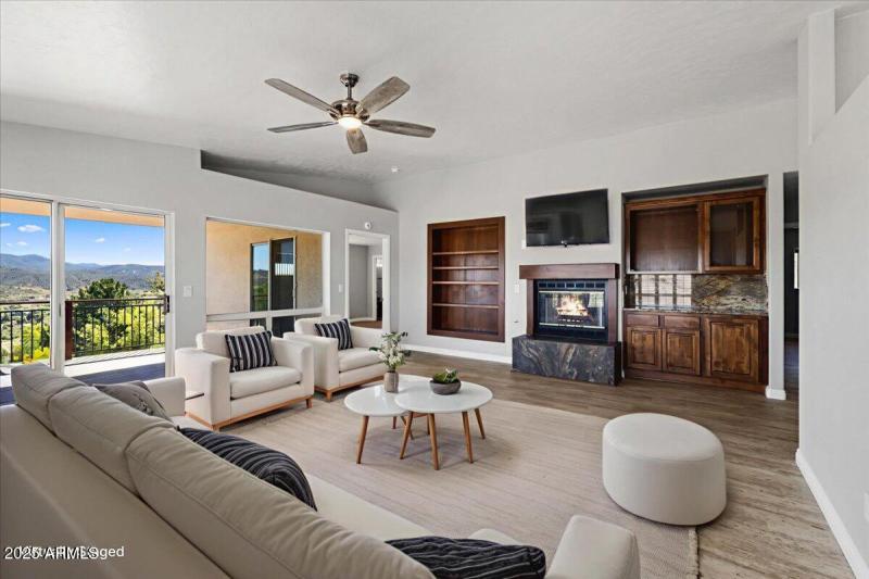 04-Virtually Staged Photo